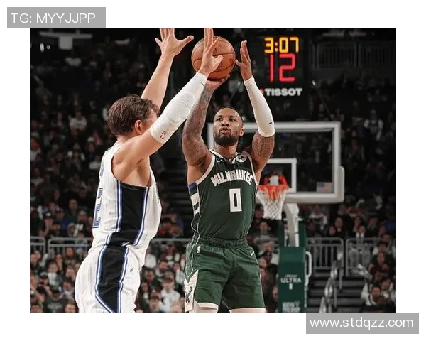 字母哥37分11篮板利拉德26分班凯罗29分助魔术终结雄鹿连胜纪录